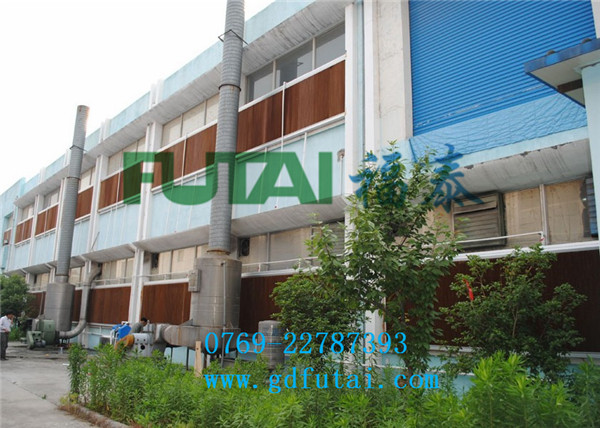 手袋廠水簾墻安裝案例.jpg